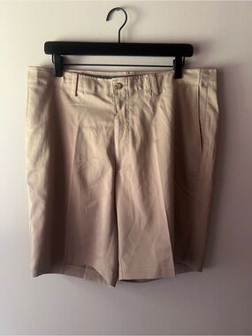 Hogan Men's Beige Flat-Front Shorts